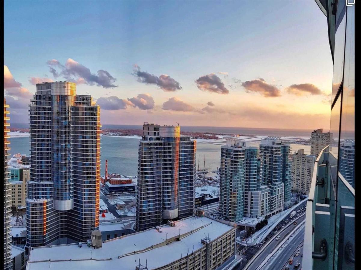 Luxury Condo In The Heart Of Toronto - Next To Scotiabank Arena Экстерьер фото
